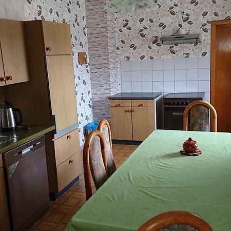 Ferienwohnung Linde - Marburg Biedenkopf Mit 5 Zimmer Und Balkon Frechenhausen ภายนอก รูปภาพ
