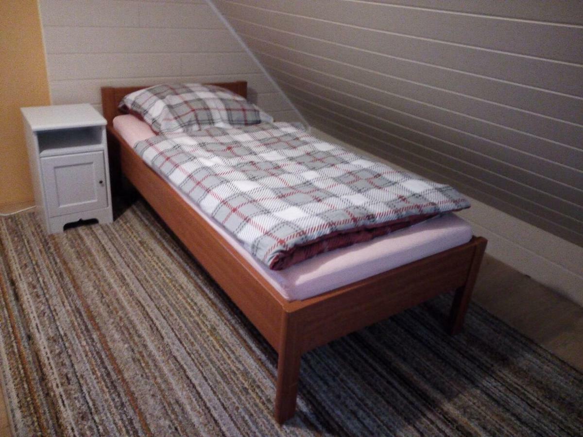 Ferienwohnung Linde - Marburg Biedenkopf Mit 5 Zimmer Und Balkon Frechenhausen ภายนอก รูปภาพ